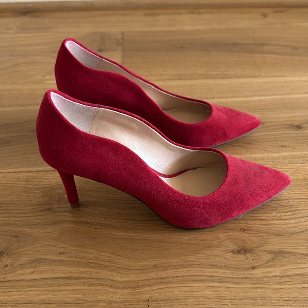 Vince Camuto red suede stiletto pumps